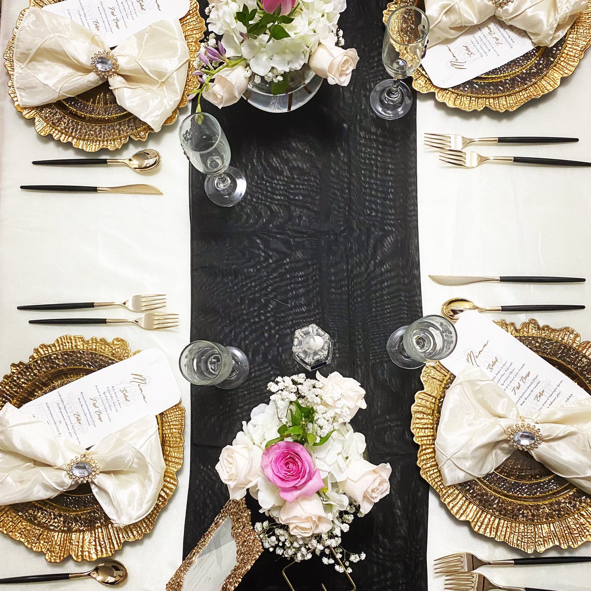 sunmoonplanning's tweet photo. We love table settings that are coordinated  and a awesome way to dress your table.

Of course, you might be wondering: Why do you need to dress up your table, anyway?

Well, for starters, dressing up your table can bring in elegance , style and a different overall look . https://t.co/FvNhORw2D8