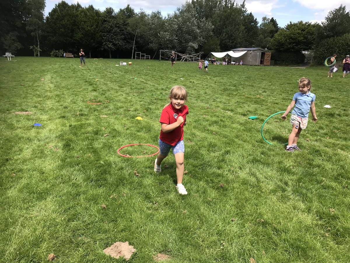 MoltonPrimary's tweet photo. The Penguins are on the move! https://t.co/xnHve2z1Dt