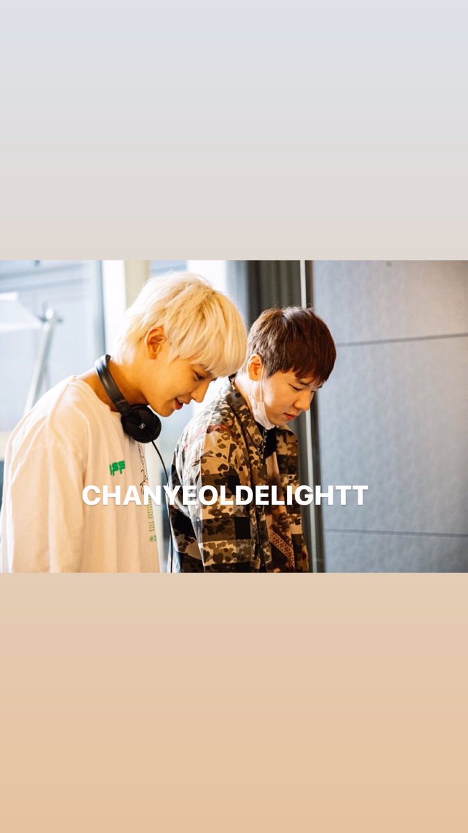 chanyeolvibess's tweet photo. CHANYEOL IN BUBBLE TODAY βοΈ
DJ LOEY π
#CHANYEOL #LOEY #NNGSTUDIO #LOEYPRODUCER #EXO #EXO #EXOL #MERRIES #EXOLMY #WEAREONE #1BillionViewsChallenge #1billionviews #NONTHIN #ONME https://t.co/ZhvBlHKxVU