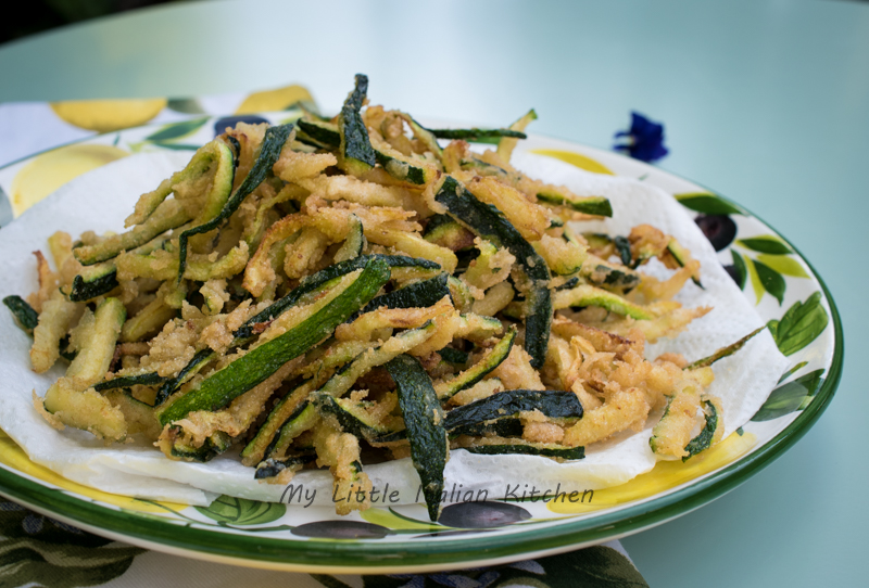 Fried #zucchini sticks for appetizers- easy to make and delicious #vegetarian #italian #appetizer tinyurl.com/y5exhzk6