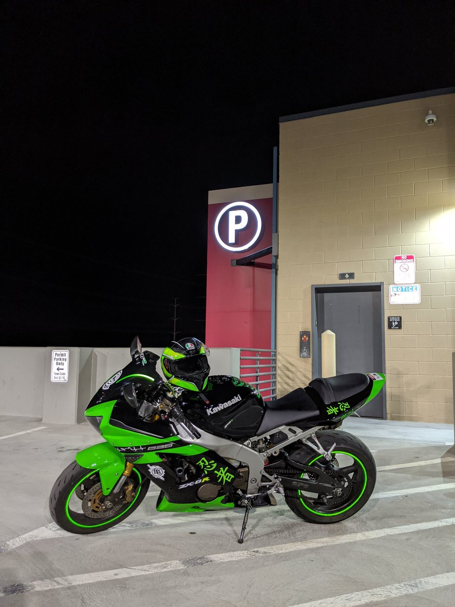 Gas tank finally painted and new decals 😁