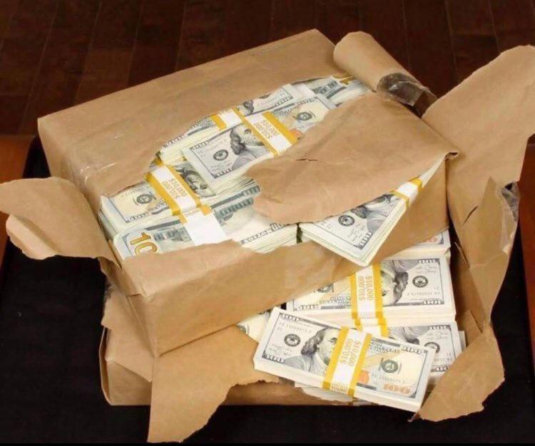 mark79773799's tweet photo. am paying $5000 as your first payment while $2000 as your weekly allowance #sugardaddyneededasapdmme #sugardaddyserious #sugardaddywebsites #sugardaddyseason #sugardaddyneededwhodontwantnosugar #sugardaddyclub #sugardaddylife #sugardaddyusadm https://t.co/gTCvbF3CXb