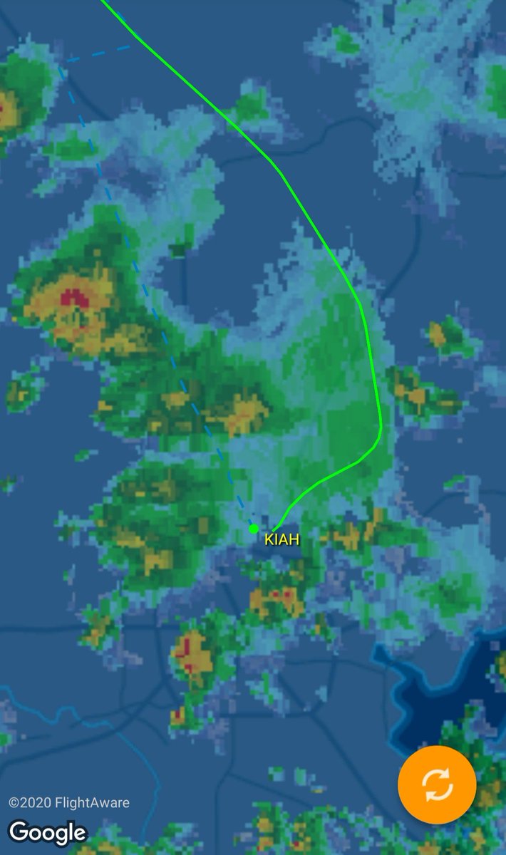 StephOrtmann_WX's tweet photo. @billythemartin @AddisonGreenWX @KHOU I took it around 515pm yesterday (20th) about 8 minutes after taking off from @iah. We were around 16k feet NNW of Houston. https://t.co/OzqmPrKs7t