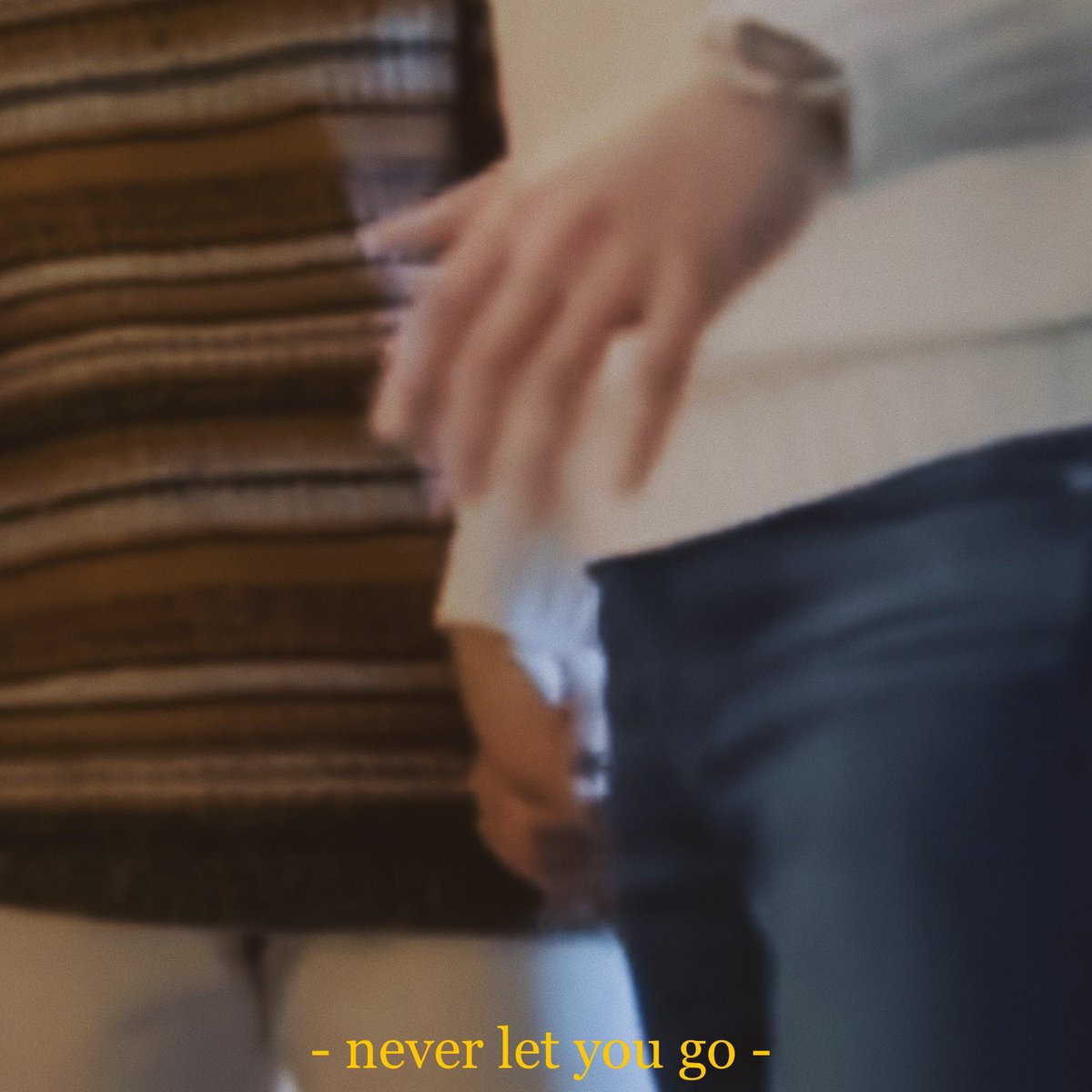 Ahahahahahahahah holding handsshshshshshs