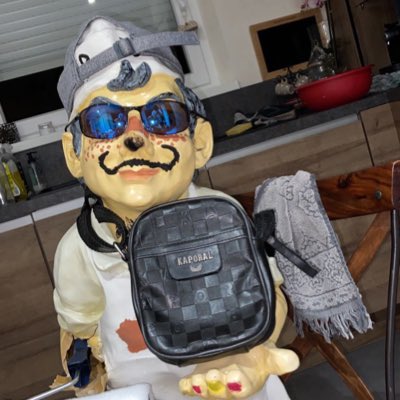 Alexxxxy888's tweet photo. #NouvellePhotoDeProfil
#Pascalino https://t.co/Eest9VGQtc