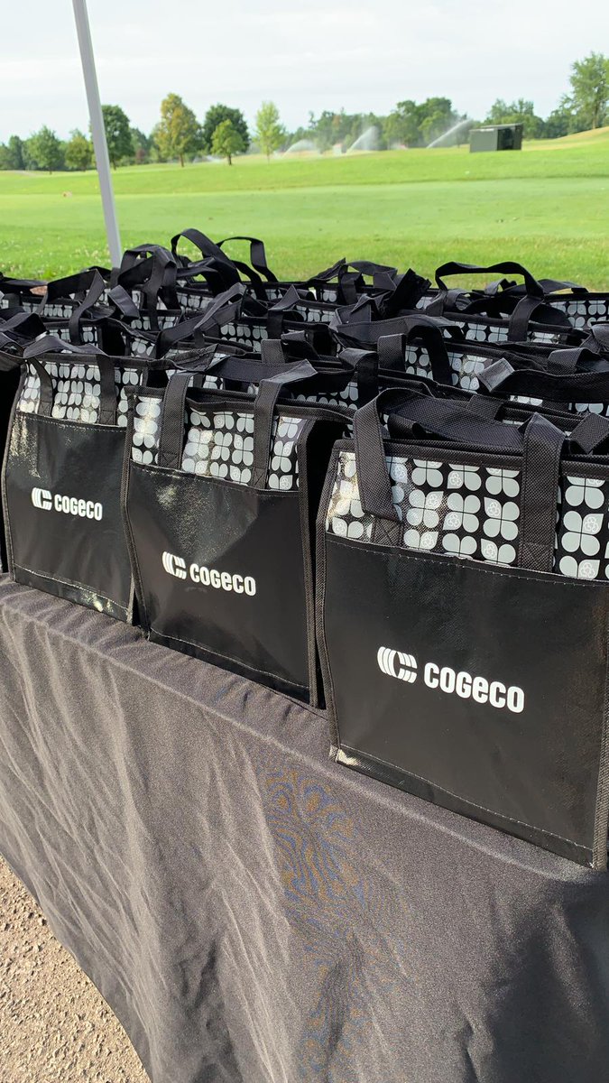 OakvilleChamber's tweet photo. Thank you to our platinum partner @cogeco for their ongoing support of our tournament!
#OCCgolf ⛳️ https://t.co/Hb5PGrUDDy