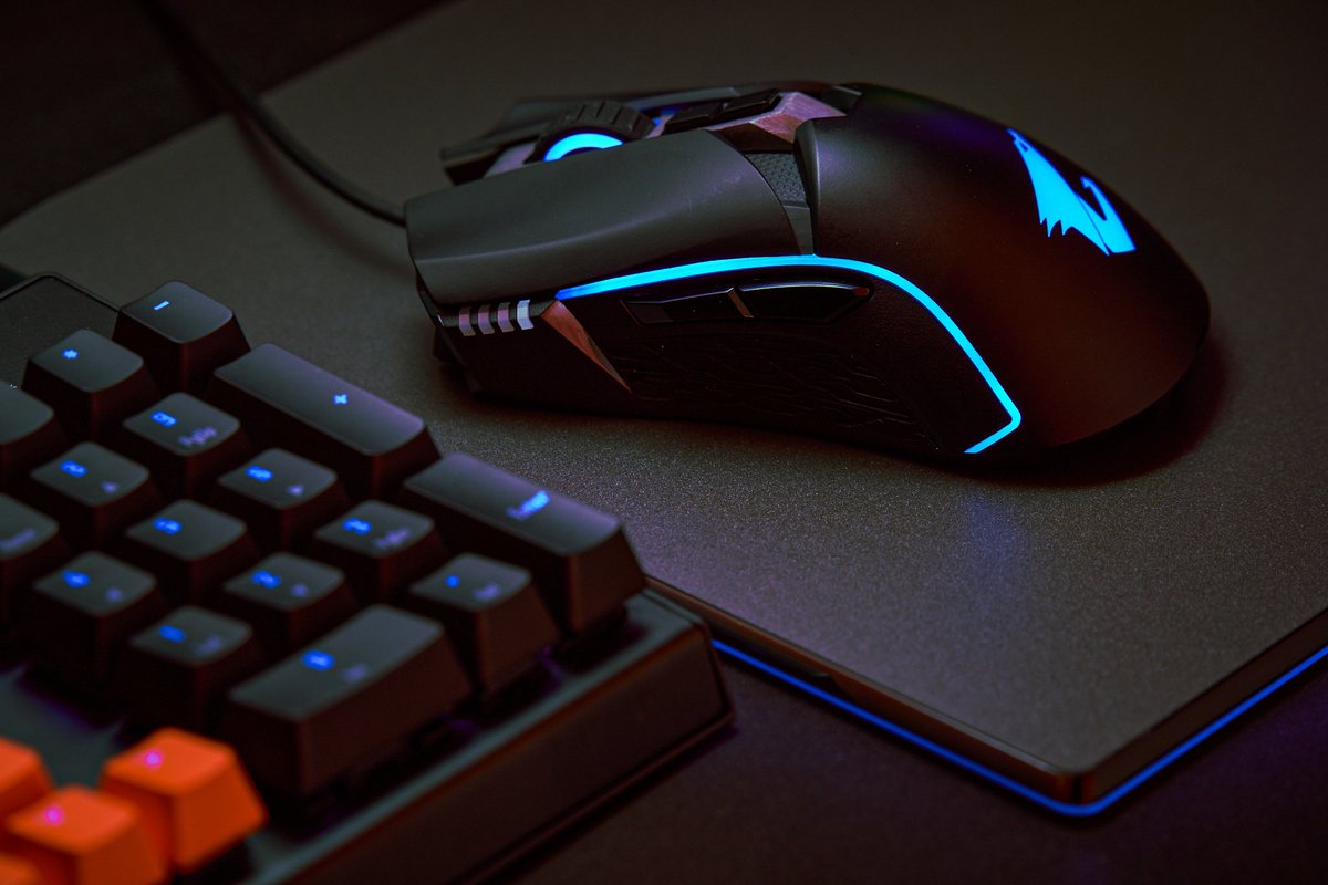 GIGABYTE_DE's tweet photo. NEXT GIGABYTE AORUS GAMING POWER πͺπ
AORUS M5: https://t.co/PHXCiCqcKD
AORUS P7: https://t.co/kM2dY5Fg2o
AORUS K9 Optical: https://t.co/neFZFETKNP
#AORUS #GIGABYTE #TeamUpFightOn #Gamerlife #Mousegaming #PCgaming #gamingpc #pc #Gamingkeyboard #opticalkeyboard #gamingcomputer https://t.co/DLKJAJFWcm