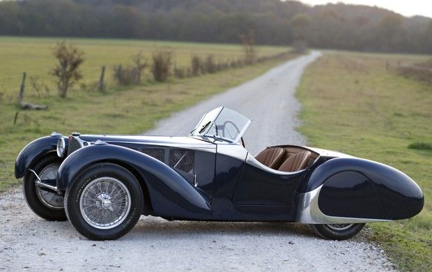 motorizm3's tweet photo. 1938 Bugatti Type 57C Roadster
#bugattitype57 #bugatti #retro #ретро #motorizm https://t.co/Tue9anW4OB