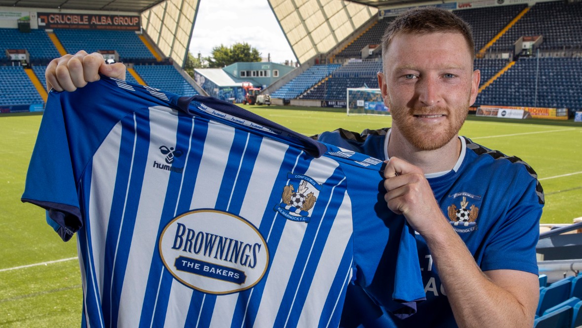 KilmarnockFC's tweet photo. Signing number four is in the door.

Welcome to Killie, @DannyWhitehall1

✍️ https://t.co/iK2wmMOUpL https://t.co/3lRPvp77os