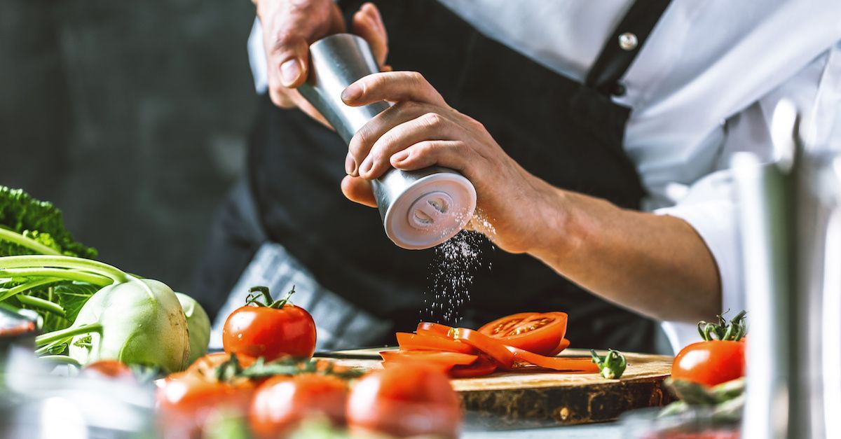 TheLTOProgram's tweet photo. What's in the enterprise data storage recipe? Mix in a cup of SSD, a tablespoon of HDD and sprinkle tape storage all over! Here's how - https://t.co/9qmitPs2oT #tapefortomorrow #bigdata #datagrowth #activearchiving https://t.co/hBCffgq5T0