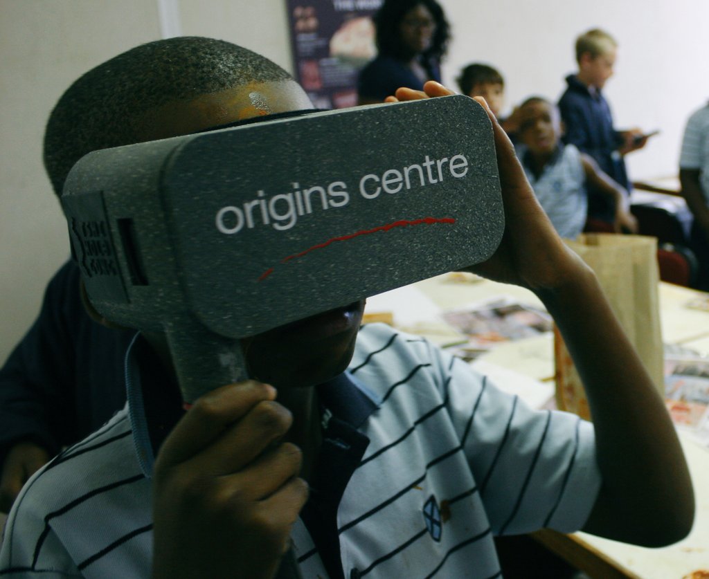 OriginsCentre's tweet photo. Origins Centre in Virtual Reality...is a reality. As museums are forced to move online and become more accessible from home, Origins is working on ways to make this happen too! With @TshimologongIT
#museumfromhome #virtualreality #STEM #21centurymuseum https://t.co/cBz685hP78
