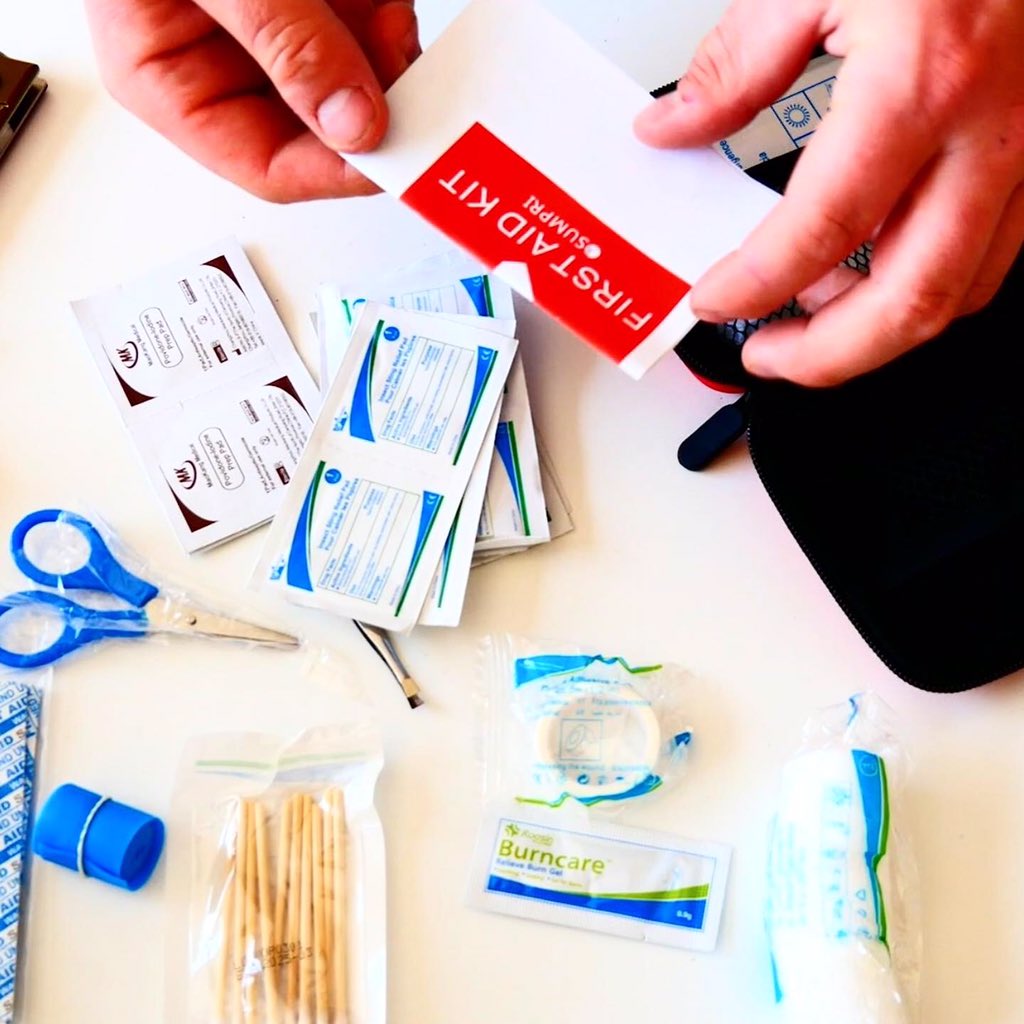 sumpristyle's tweet photo. @amazon find- Mini First Aid Kit in a Hard Shell Case with Emergency Medical Supply. It's compact,lightweight + handy if you have kids or spend time outdoors: https://t.co/B8axhADrPn
#sumpri #firstaidkit #minifirstaidkit #Emergencyfirstaidkit #survivalkit #campingfirstaid #travel https://t.co/3ValiqvkWd