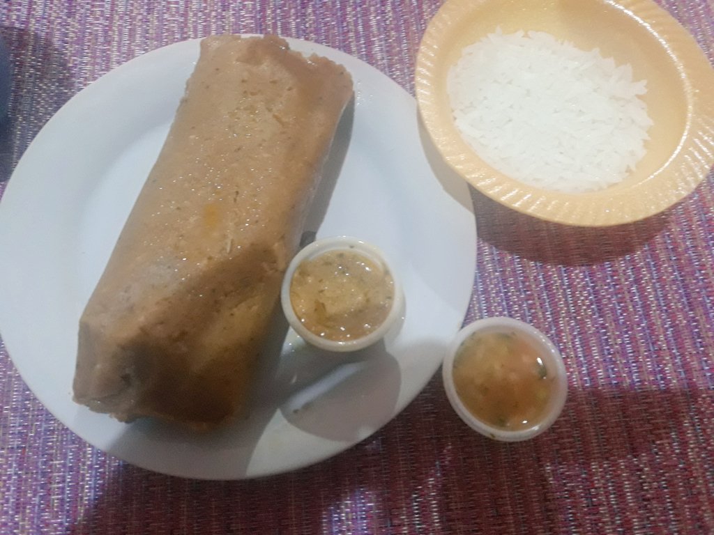 Lauramejiamed's tweet photo. La mejor manera de comenzar el día 🌞 es con bollito, arroz, ají y salsita de maní 🤤 #RetoISTG #Istgcelebraaguayaquil #somosistg 💙 @itsgg_edu https://t.co/cP1m4772N6