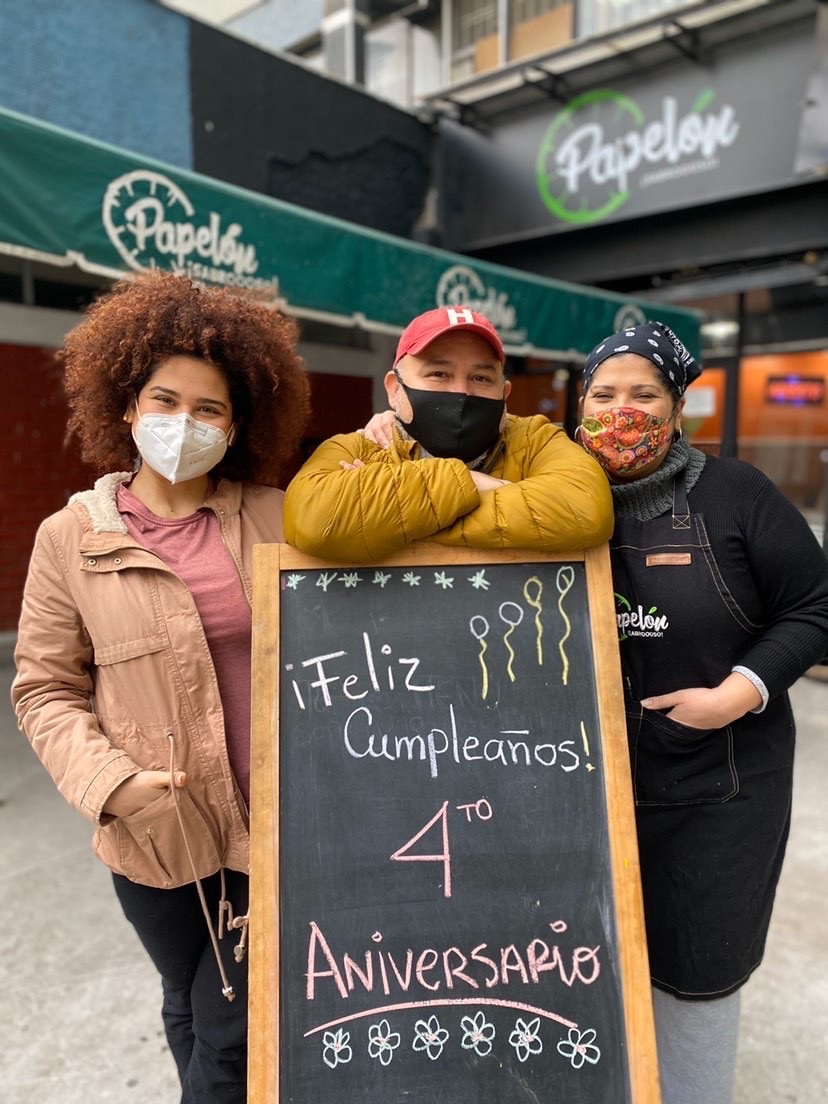 PapelonSabroso's tweet photo. Gracias por permitirnos llevar el sabor de Venezuela a sus casas 🇻🇪
#PapelonSabroso https://t.co/Uz49oFw49T