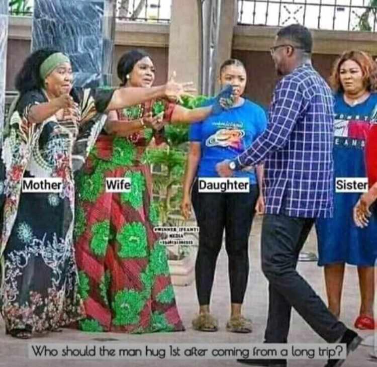 Radiotv10rwanda's tweet photo. Nyuma y'igihe kirekire uvuye mu butumwa, ugarutse mu rugo ni inde waheraho usuhuza
Mama wawe, Umugore, umwana wawe na mushiki wawe...
#OverDriveShow https://t.co/ILrpSuh4N6