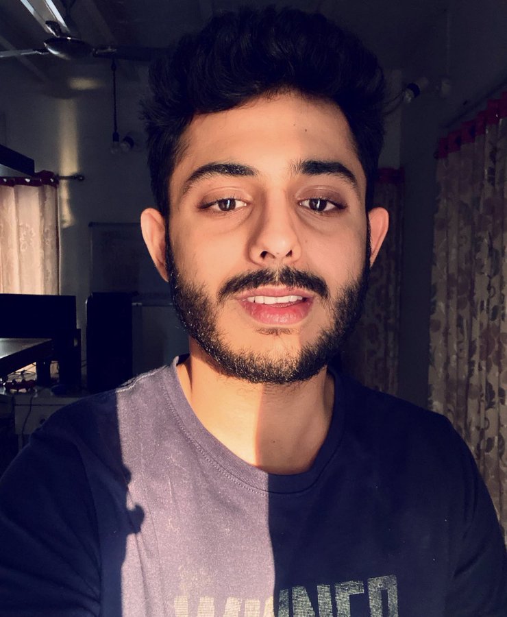 Pm_modi_99's tweet photo. @CarryMinati Coming soon
Carryminati is number 1 roaster in tha world https://t.co/zyGX5I5r2p