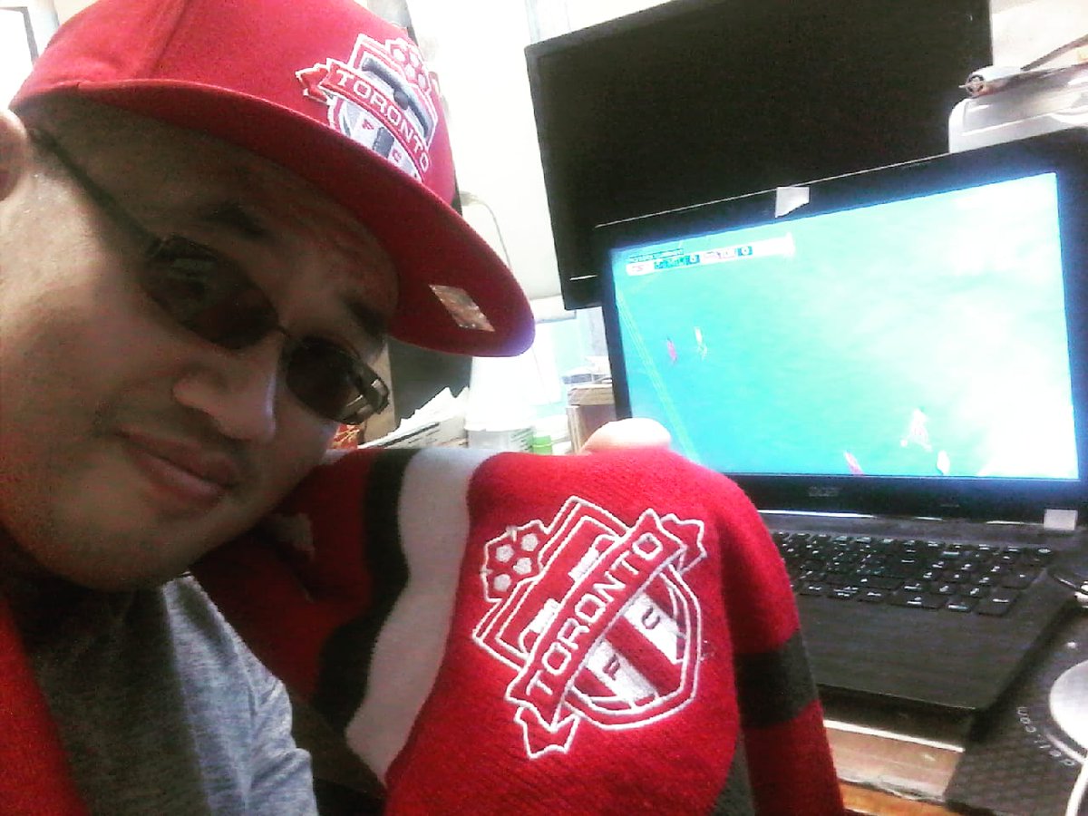 amchow78's tweet photo. Not just another #GameDay, but another #GameMorning watching @TorontoFC! #TFCLive #TheyWillSeeRed #NEvTOR #MLSisBack #MLSisBlack #TorontoFC #TorontoSportsIsBack https://t.co/lEUJhFVDCC