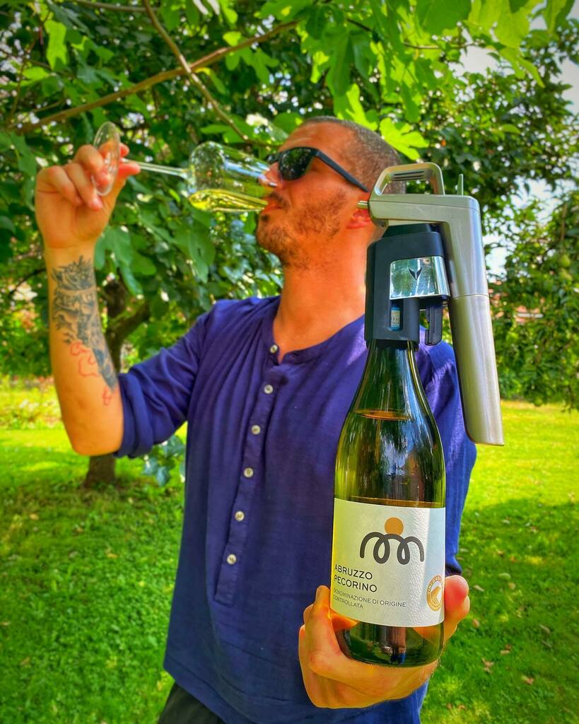 Cantina Social (@lacantinasocial) on Twitter photo Itās the season for white wines with personality and there are few #indigenous varieties that have more character and charm than the one and only, <a href="/vinidabruzzo/">Vini d'Abruzzo</a> Pecorino! This one of a kind #grape is enjoying a resurgence⦠one that we are definitely ⦠instagr.am/p/CC53BlmKoW4/ Itās the season for white wines with personality and there are few #indigenous varieties that have more character and charm than the one and only, <a href="/vinidabruzzo/">Vini d'Abruzzo</a> Pecorino! This one of a kind #grape is enjoying a resurgence⦠one that we are definitely ⦠instagr.am/p/CC53BlmKoW4/