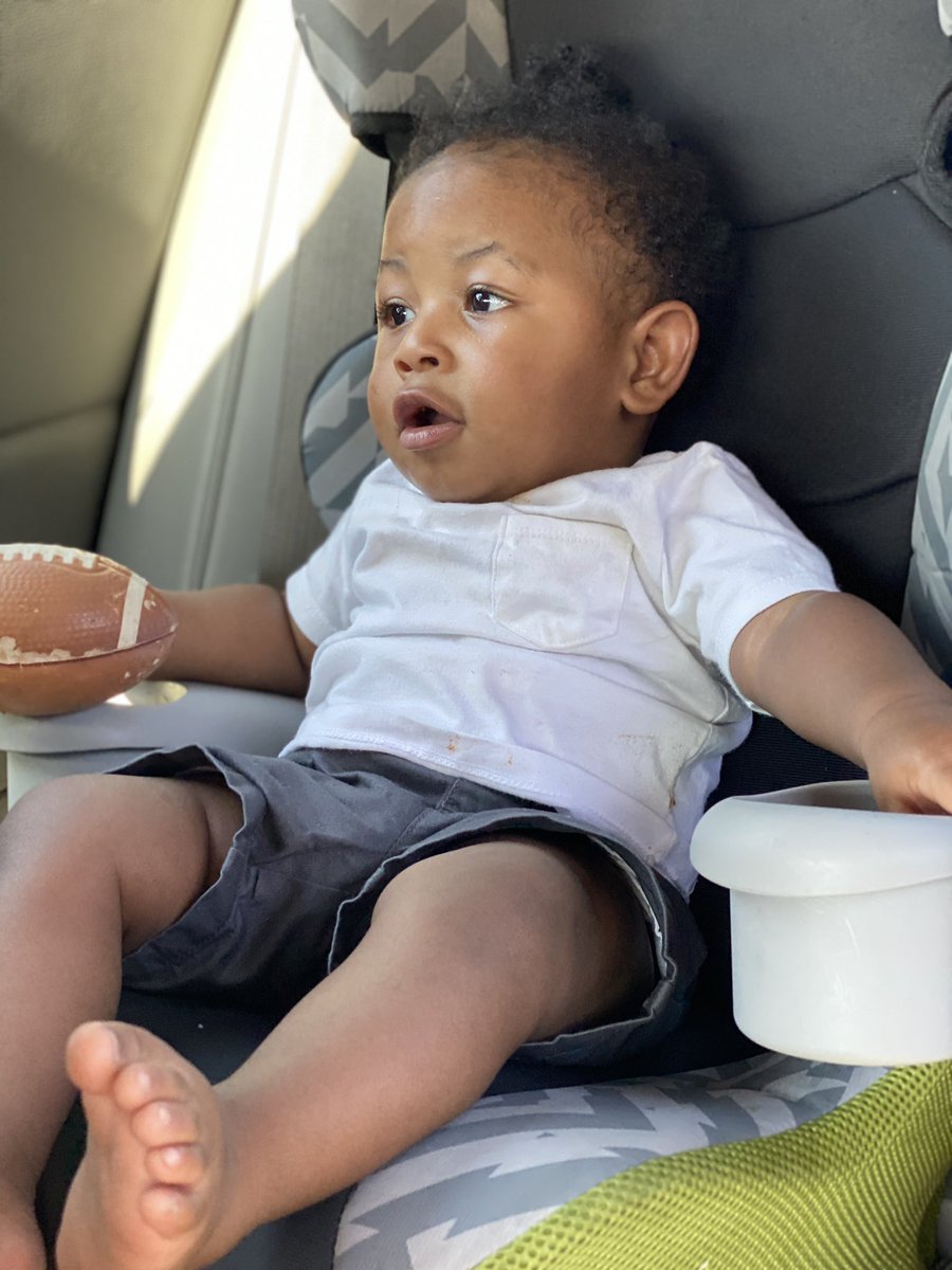 RuebenOwens2's tweet photo. My son The Last Unicorn, I hope your day is filled with fun &amp; joy. As the years go by, you will change in many ways. But one thing stays true thru all these days, you will always be my Yung King who has a part of my heart. Happy 1st Birthday #CancerBaby ♋️ #OwensBoy #WeLockIn💪🏾🤞🏾 https://t.co/QrsTVUQpxF