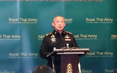 armypr_news's tweet photo. ทบ. แถลงทหารไทยที่ฝึก LF20 จะเดินทางกลับจากสหรัฐ ใน 22 ก.ค. นี้ พร้อมกักตัวที่ State Quarantine อีก 14 วัน ตามมาตรการ ศบค.
#LightningForge
#StateQuarantine 

https://t.co/2YtUizw0mx https://t.co/Dh51MdEJJJ