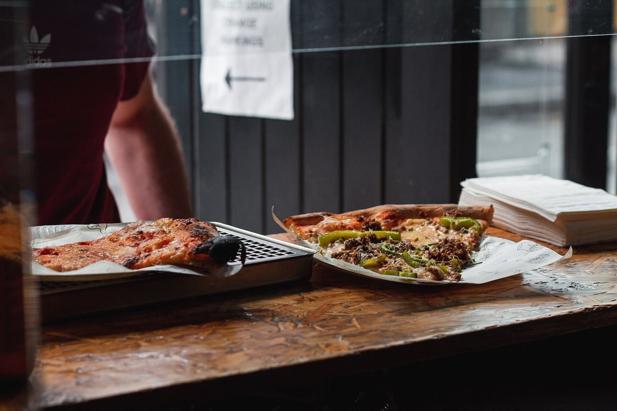 common_bar's tweet photo. SLICES and full pizzas today. Order in the bar, or via our Common &amp; Co app for collection https://t.co/ZxAfij4hFI