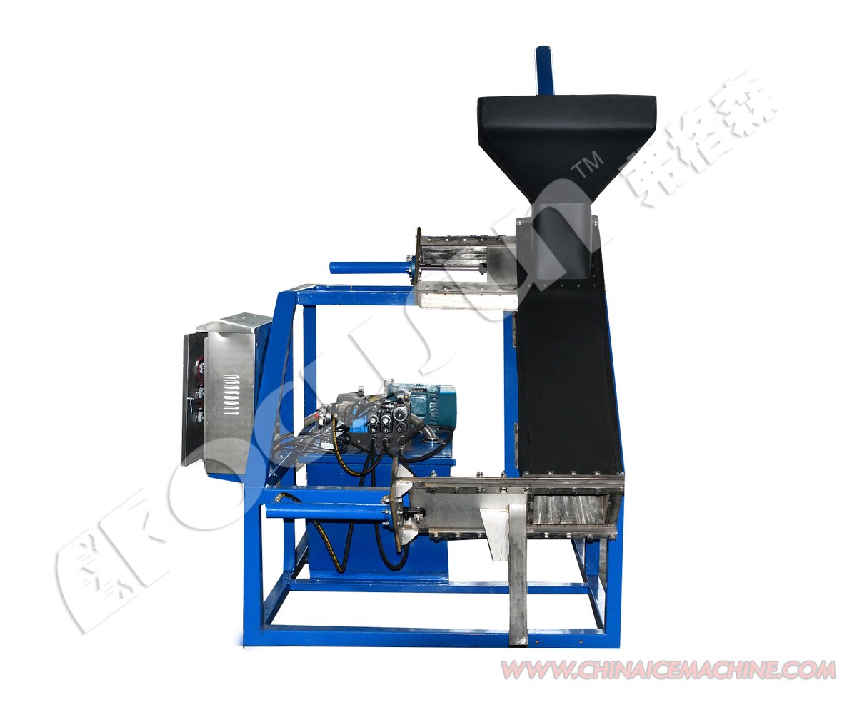 emonum328's tweet photo. Focusun #ice_compactor, 5kg, 10kg, 15kg, 20kg, 25kg, or 50kg one block, tube ice, cube ice or flake ice, all can be changed into block ice.  Tell us what's the dimension of block ice you need, let's do it for you~
#flakeicemachine
#tubeicemachine
#cubeicemachine
#blockicemachine https://t.co/0SLBWveaBQ