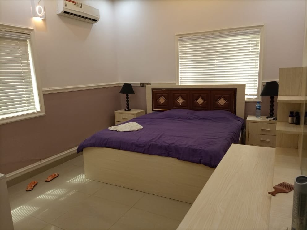 tavasrealty's tweet photo. Distress sale! Well finished and furnished 4 bedroom 🛌 fully detached bungalow
📍Gwarimpa 
💰45m 

Pls RT ☎️ 08158488909

#AbujaTwitterCommunity #lagos #RealEstate #realestateinvesting https://t.co/kZmvu5AajF