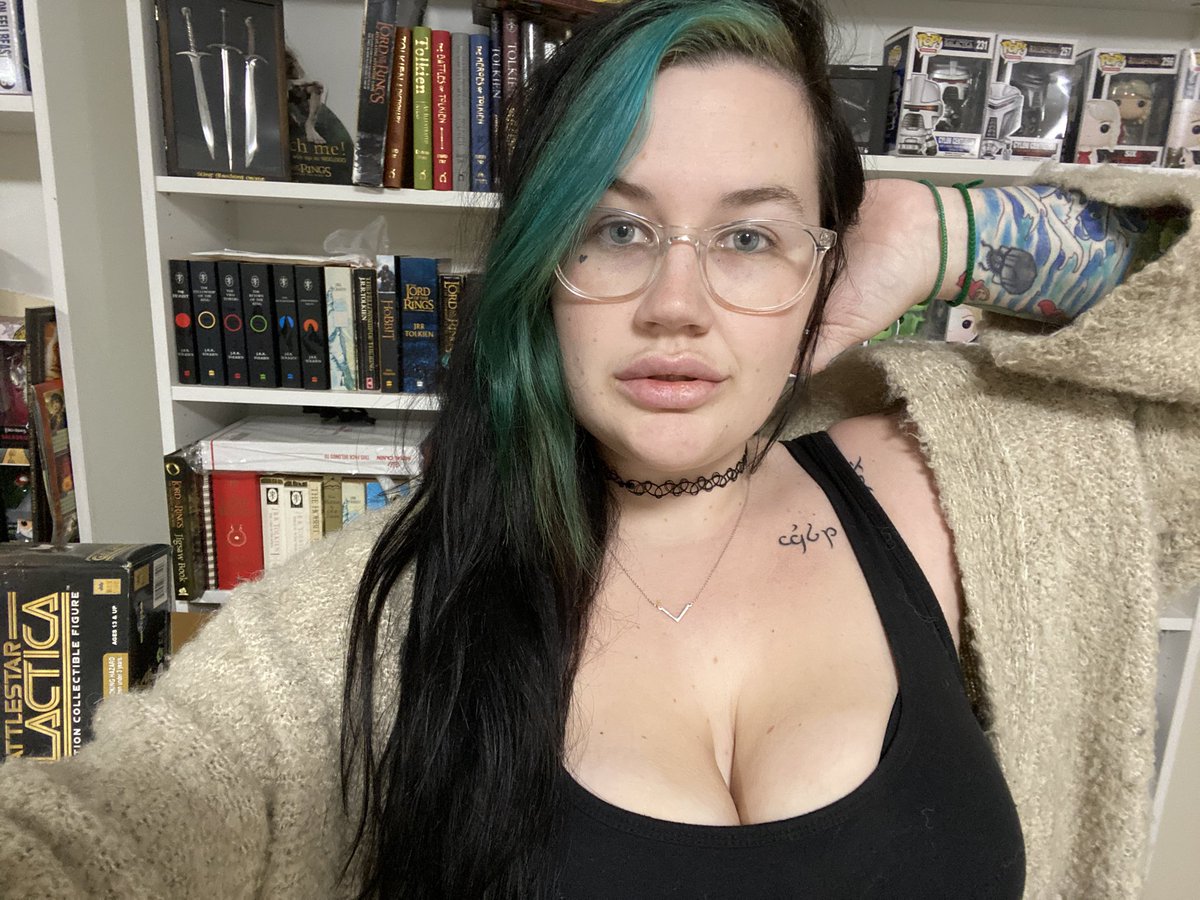 thelexleigh's tweet photo. Help me decide what colour to make my fringe at my next hair appointment. https://t.co/txkHrruG7Z