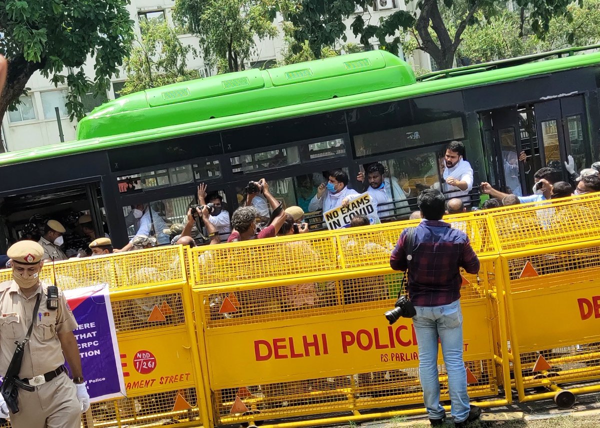 AkshaySharmaOrg's tweet photo. You go start sitting in Parliament, we will sit for exams @HRDMinistry 
@DrRPNishank if it's that safe. Stop hiding. Come out and face students protesting outside your well sanitized office.
#WakeUpMHRD #NoExamsInCovid19 #cancelfinalyearexam https://t.co/jFHhWa94vW