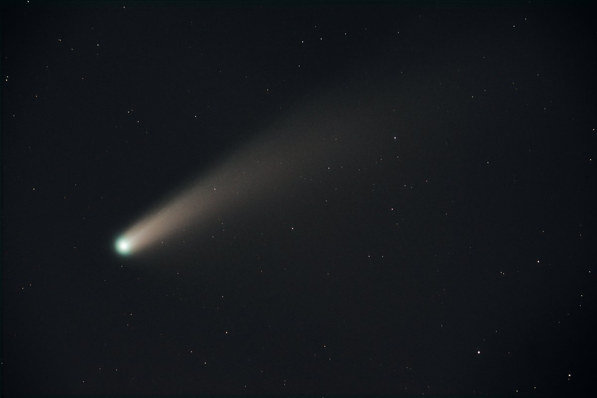 tomchitson's tweet photo. Comet NEOWISE (20/07/2020)

#cometNEOWISE https://t.co/kpxJpAeay0