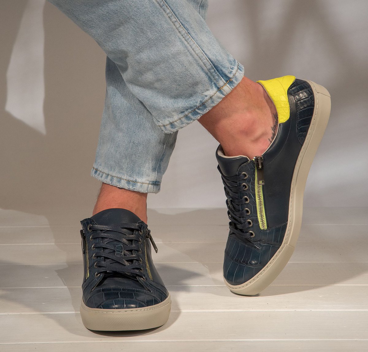 damishoes's tweet photo. Dami, stile e creatività made in Italy!
Dami, style and creativity made in Italy!
https://t.co/iXvBzsZb5D https://t.co/Hl5qE9p9Rs