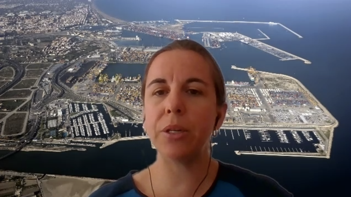 ClimateKICspain's tweet image. Rocío García explains the role, the ambition and the strategy of the @FValenciaport @AutPortValencia at the @EITeu @ClimateKIC #DeepDemonstration Net-Zero-Emissions Resilient Maritime Hubs at #PicassoJourney #ClimateJourney to achieve net-zero-emissions in 2030