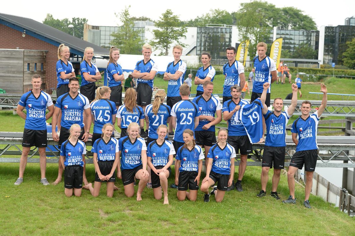 DijkstraDraisma's tweet photo. Trots zijn we op onze meerjarige sponsoring van de Friese sporten. Dit weekend kwamen de fierljeppers voor het eerst in actie in hun nieuwe tenue💪 We feliciteren de winnaars van afgelopen zaterdag en wensen alle ljeppers veel succes komend seizoen!🍀 https://t.co/LOZPRGWbA5 https://t.co/v45MRIGQWx