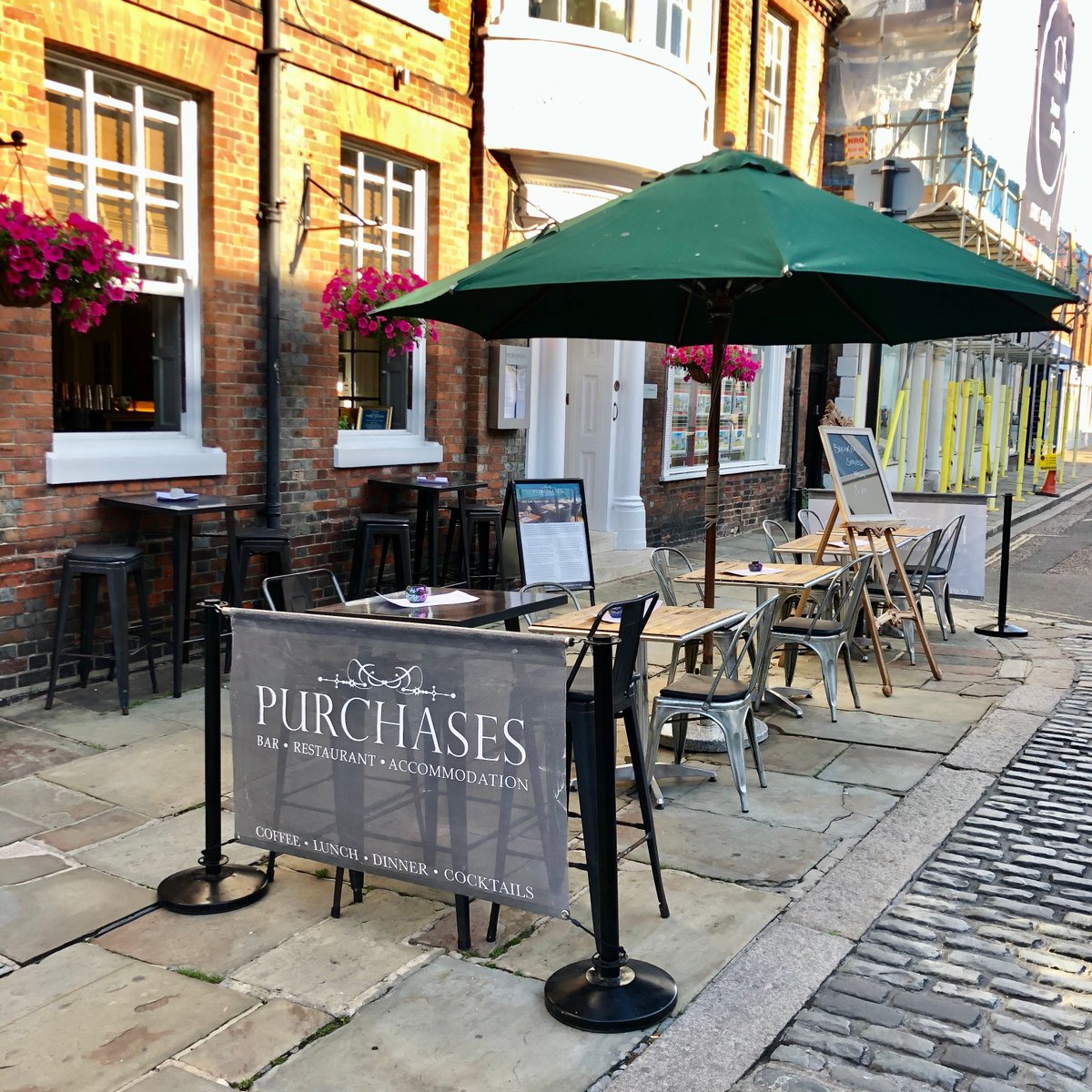 Our brand new breakfast service is going down even better than we first thought. 

Come &amp; join us from 8am-11am Monday to Saturday (9am Sunday’s) for coffee cake, pastries &amp; a full a la carte breakfast menu!
#Breakfast #GoodMorning #Chichester #PurchasesChi #Coffee #Tea #Toast