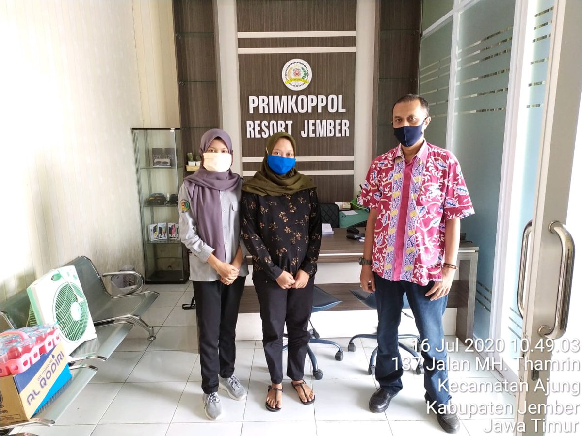 Fahrul465's tweet photo. Pendataan terkait update data ODS berdadarkan RAT tahun buku 2019 pada PRIMKOPPOL RESORT JEMBER.
#penyuluhkoperasi
#ppklkemenkopukmri
#ppkljatim
#ppkljember
#aktivatorkoperasi
#koperasikeren https://t.co/WX0v2WFqCy