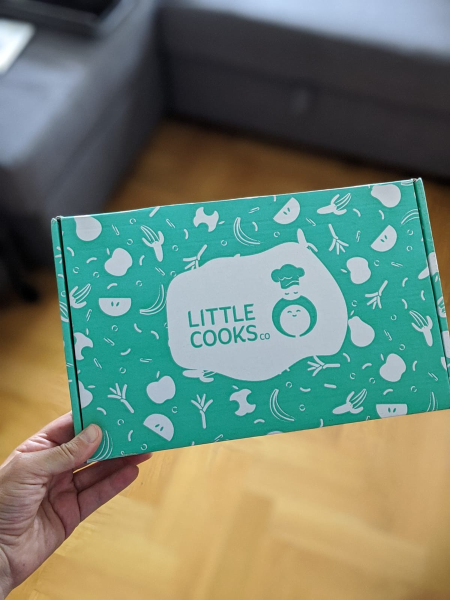 stroodles_HQ's tweet photo. We had so much fun making the recipes in the @LittleCooksCo box, while Stroodling! ๐
If you want to have a go as well, you could still win this box (and stroodles!) just click here https://t.co/c4k7dMkwHE to enter ๐โ
#teachkidstocook #littlecooks #familyfun #giftsforkids https://t.co/yJpxh8mQAz