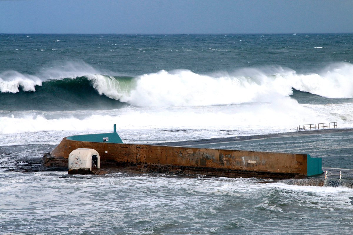 timjkeegan's tweet photo. East coast low smashes into Newcastle Ocean Baths 7 2020
#mynewcastle #newcastleoceanbaths #eastcoastlow #storm #baths #oceanbaths #stormsurf #stormwaves https://t.co/csxb3ICDP9