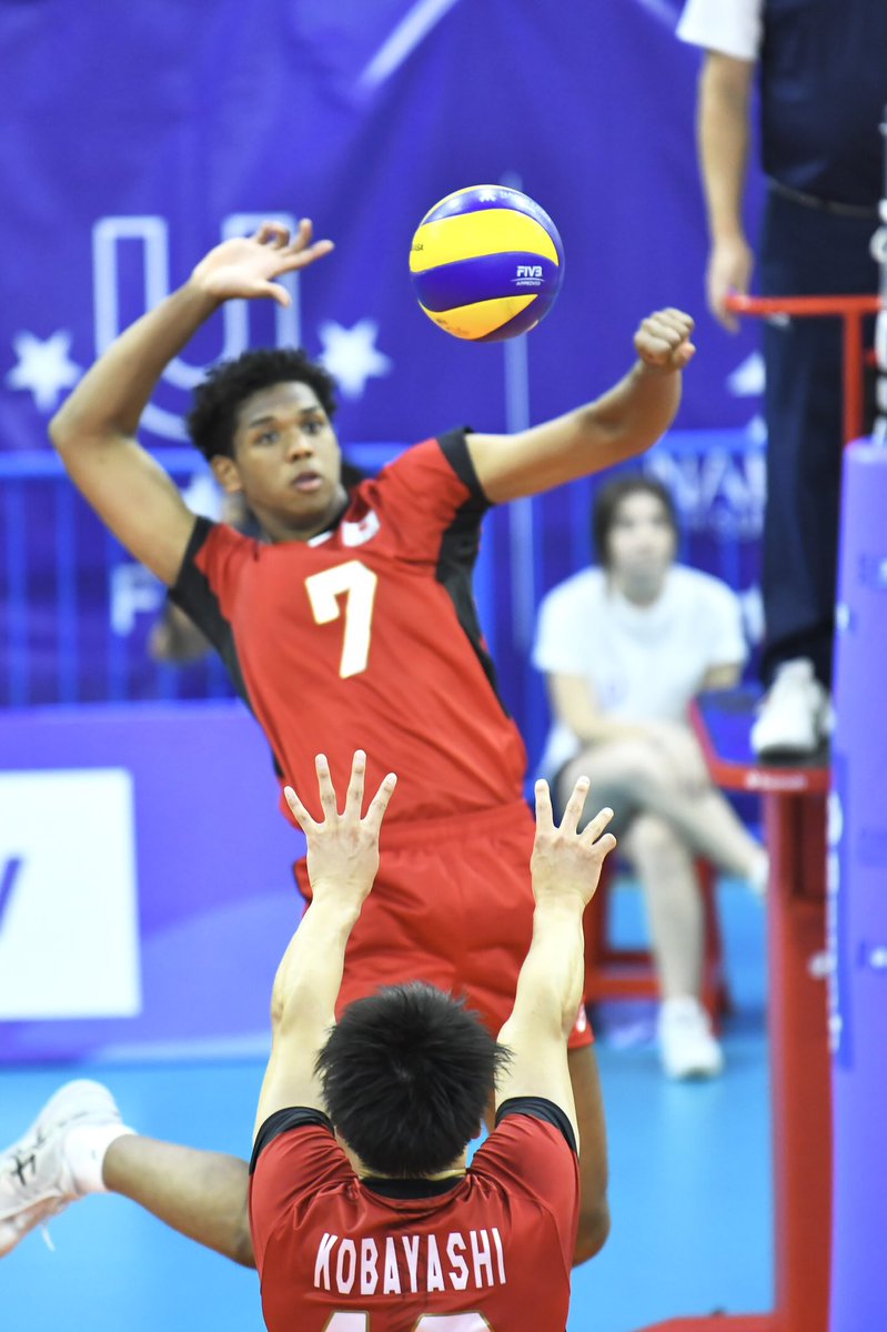 mnr_vb's tweet photo. VI! VA! WASEDA!!
VIVA! VIVA! WASEDA!!
#playbacknapoli2019
#Napoli2019
#ToBeUnique https://t.co/XJPXOqtf9n