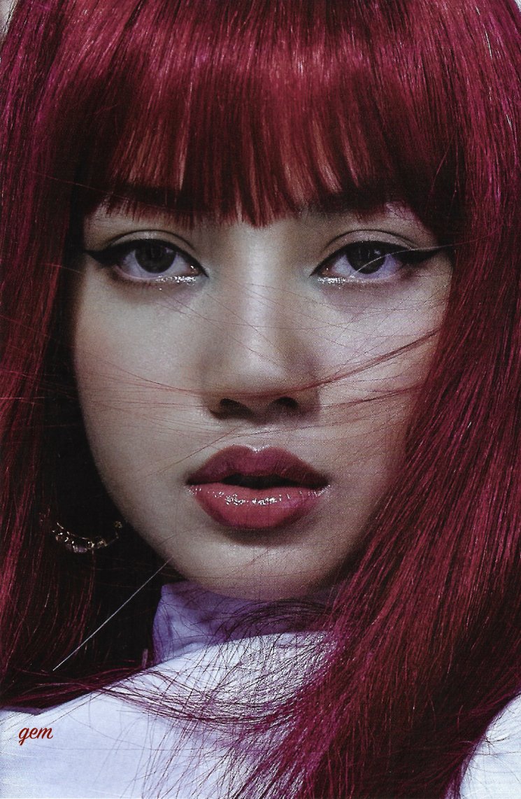 lisamygem's tweet photo. [SCAN] HYLT 블랙핑크 리사  #LISA #리사 #BLACKPINK #블랙핑크 
@BLACKPINK https://t.co/MVOUaxlBAo