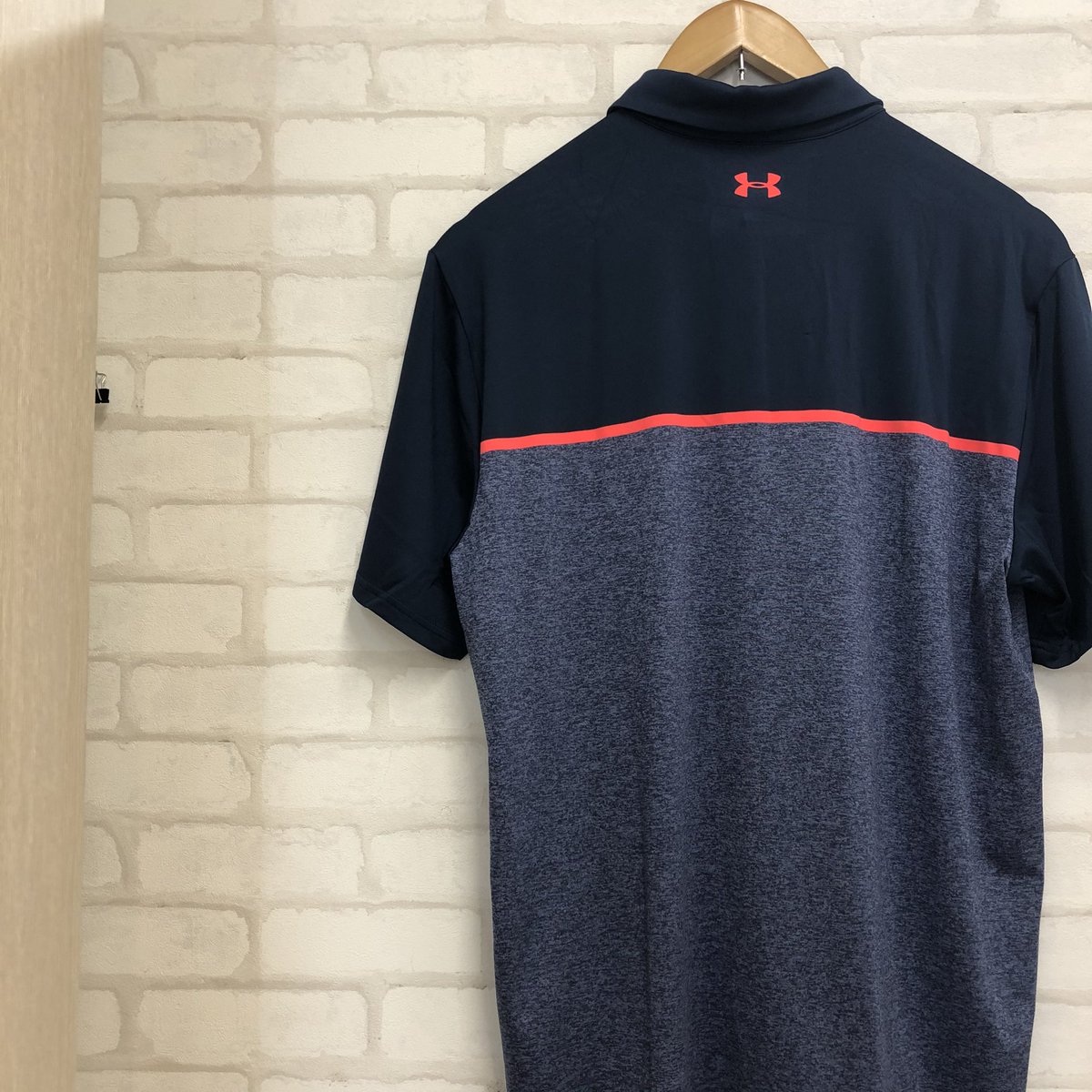 bmo_kasuya's tweet photo. #BMO粕屋店 の呟き人です。。。
今回のご紹介は #underarmour #スポーツポロシャツ です！
#ビッグエムワン #大きいサイズ #大きなサイズ #福岡 #粕屋 #仲原 #ファッション #コーデ #ぽっちゃり #シャレとんしゃあ https://t.co/757TrFvrIl
