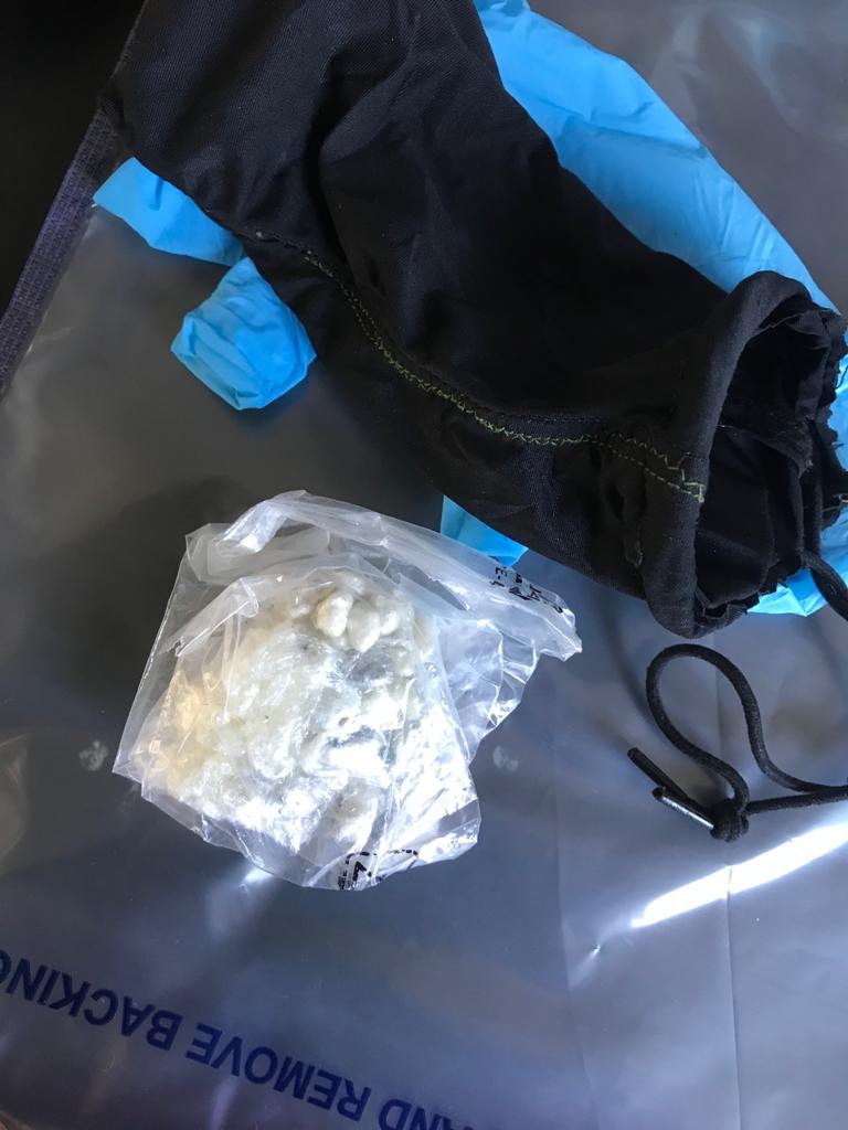 ealingMPS's tweet photo. #WestAreaVSU team 2 officers were patrolling #ActonPark yesterday when they had cause to stop 3 suspicious males and a large amount of class A drugs were recovered. All three were arrested for supply. #spaceforthree #alwayslooking https://t.co/PLyRMItPFf