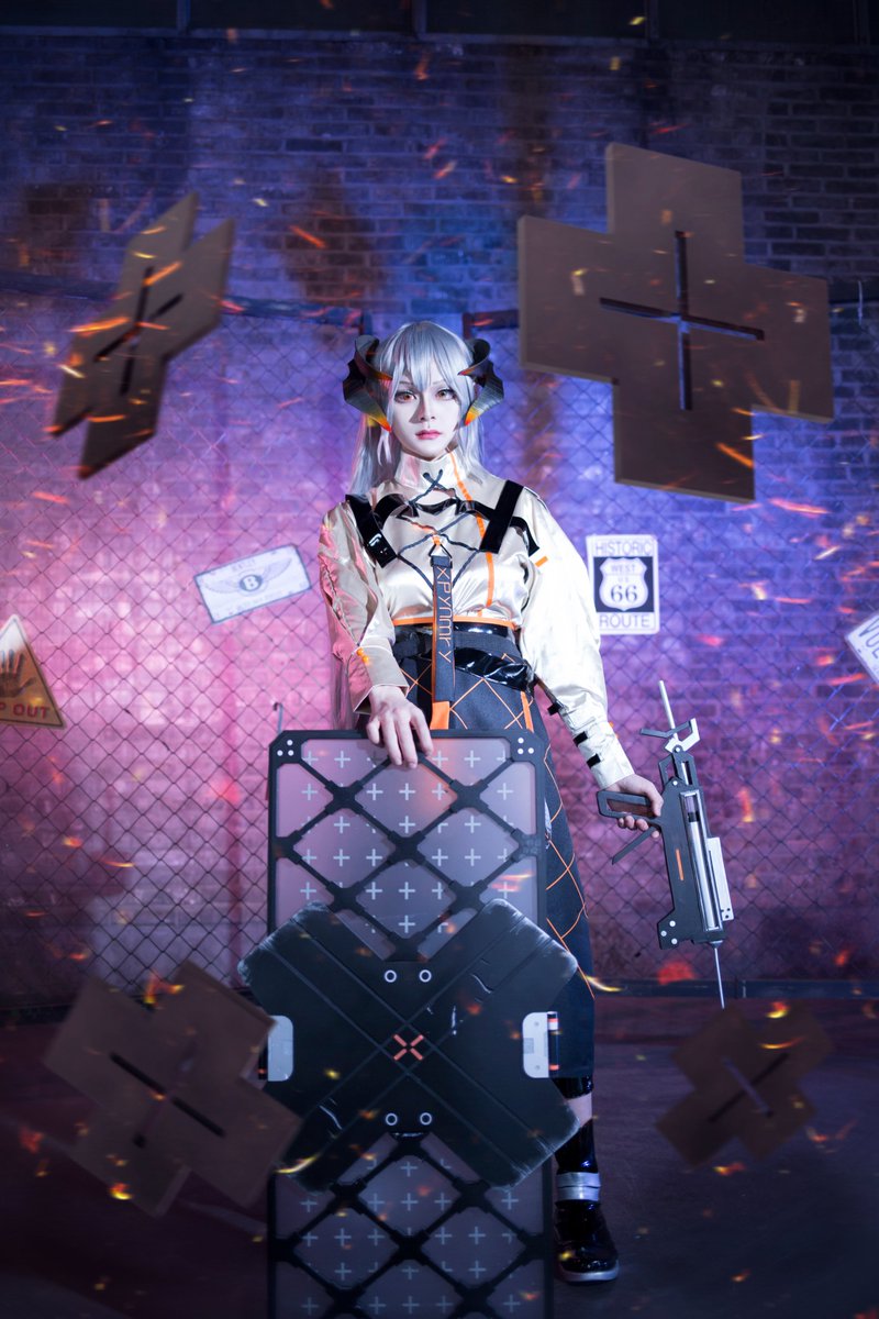 cien_cos's tweet photo. 【コスプレ】
≪ 明日方舟 / 塞雷娅 ≫
≪ アークナイツ / サリア ≫

「この程度で止まると思うな？」

Pb. @ cosplay_Hael

#コスプレイヤー #コスプレ #cosplay #明日方舟 #ArKnights #アークナイツ  #塞雷娅  #サリア #SARIA https://t.co/dKickm3OQ6