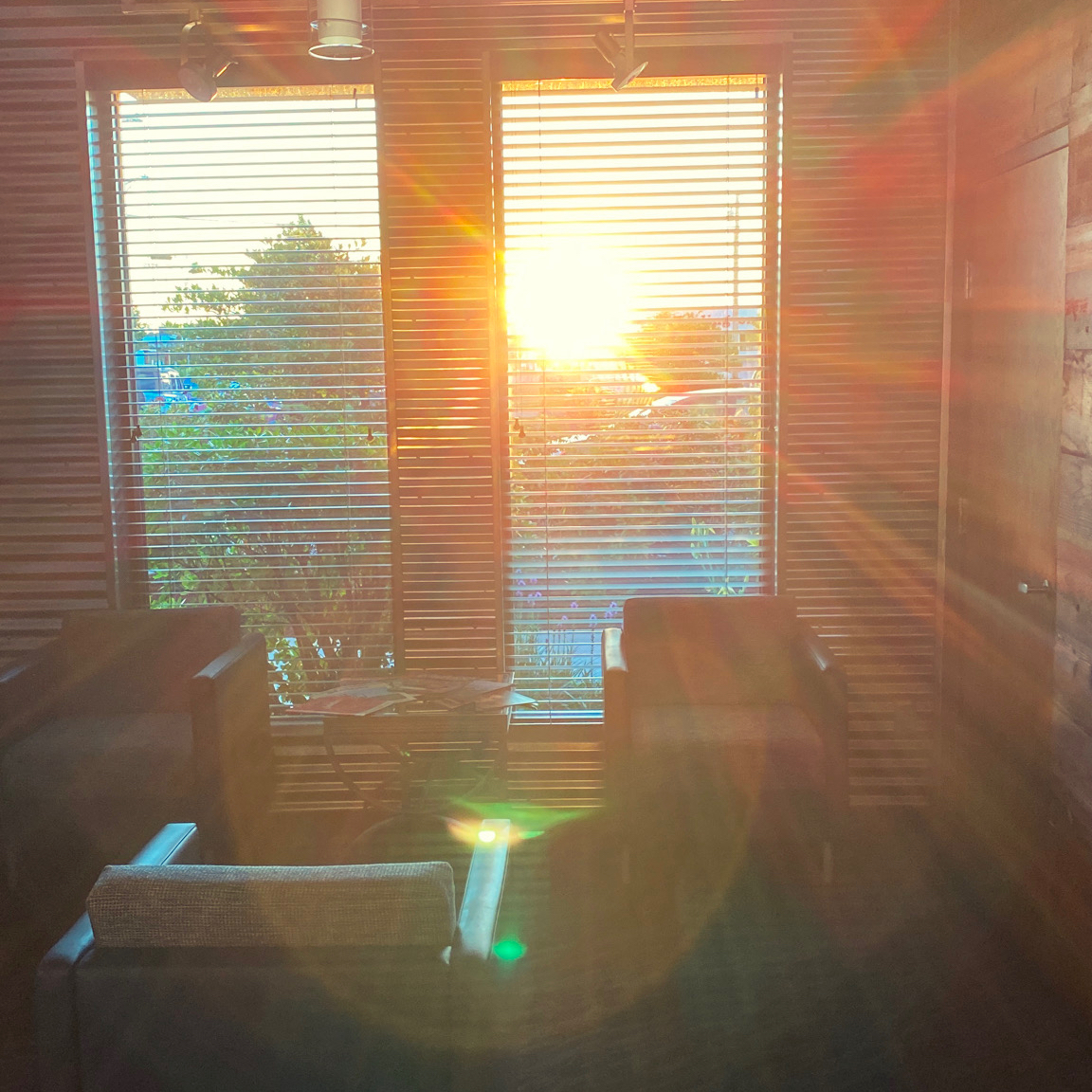 1019 POR tweet media