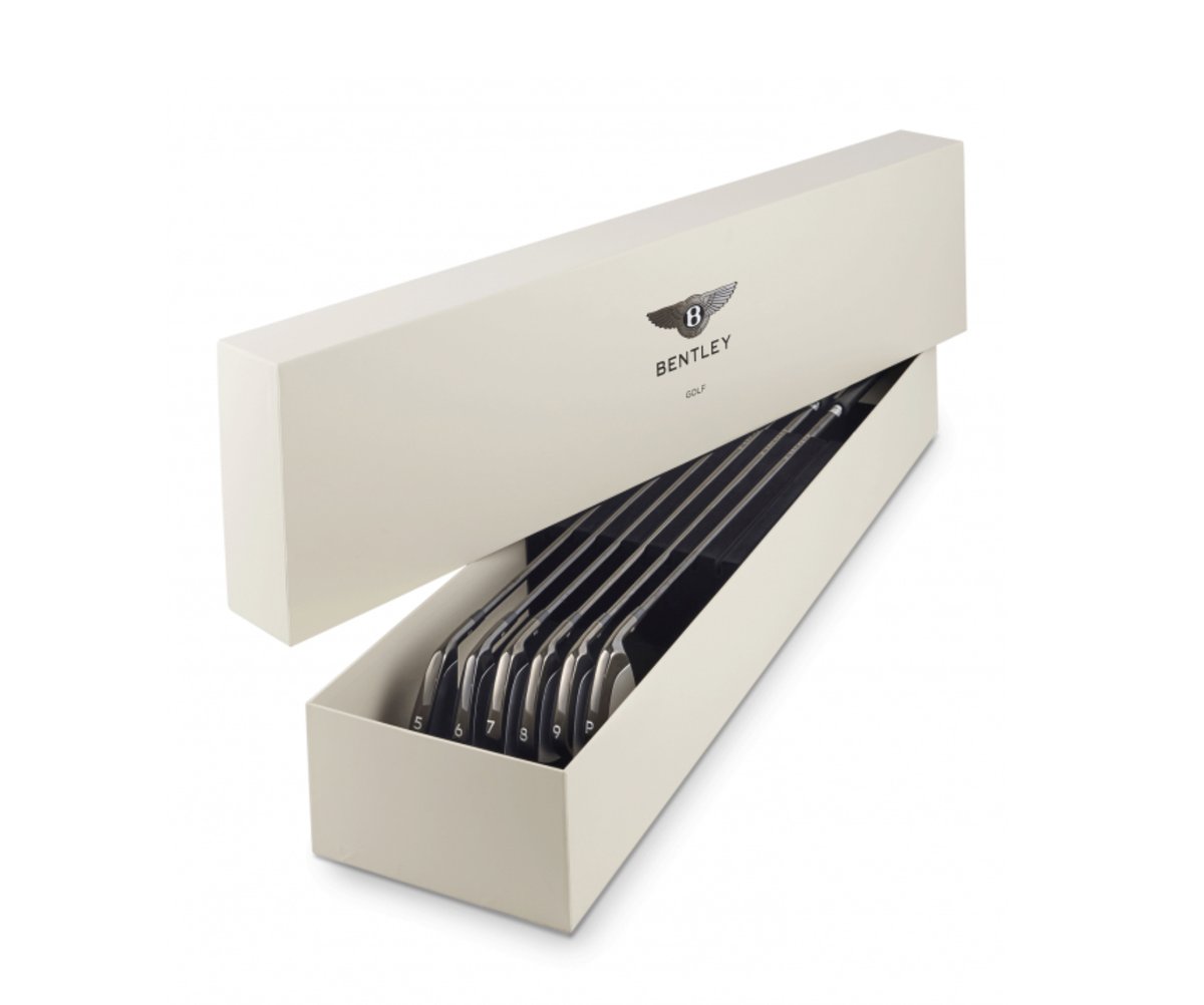 MutualMediaNews's tweet photo. Bentley Golf presents the launch collection of handcrafted, hand finished, bespoke golf equipment of the finest quality. Inspired by the craftsmanship that goes into every Bentley, the collection is developed in partnership with @Vega_Golf - https://t.co/oQUKJ6i4BD https://t.co/qQEKYpj3tp