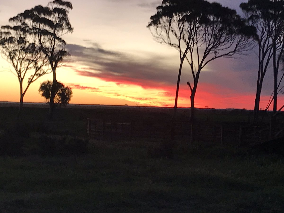 We get spoilt with our sunsets.