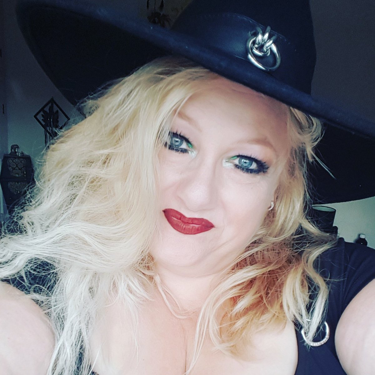 caralyn73's tweet photo. So happy with my new #plussizefashion @killstar #haul
Video coming soon @caralyn73
#smallyoutubechannel
#smallcreatorcommunity https://t.co/ObpPw5E1P4