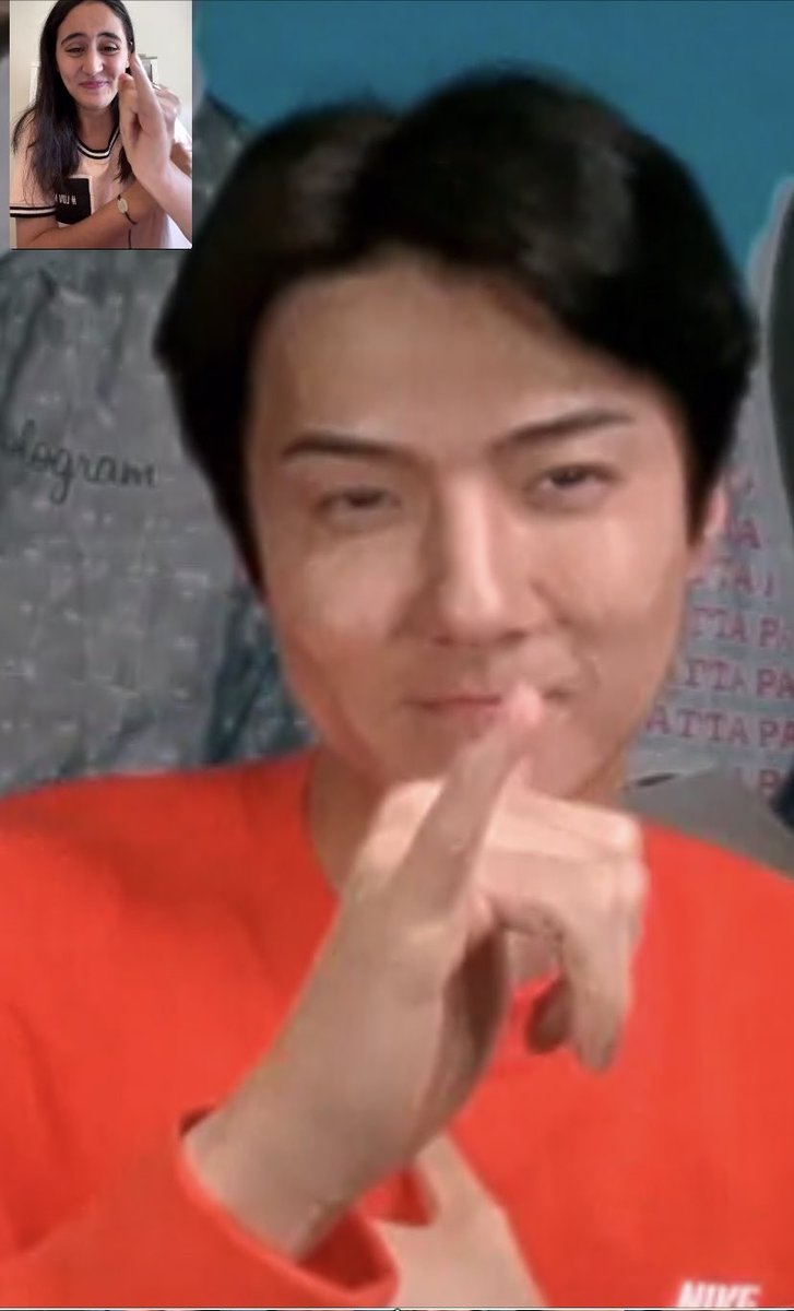 smollosh's tweet photo. im absolutely not okay. sehun is the sweetest kindest warmest human being, he understood me and was all smily, and when i promised to always be his fan he did this.😭 https://t.co/ZEyi4KY4P9