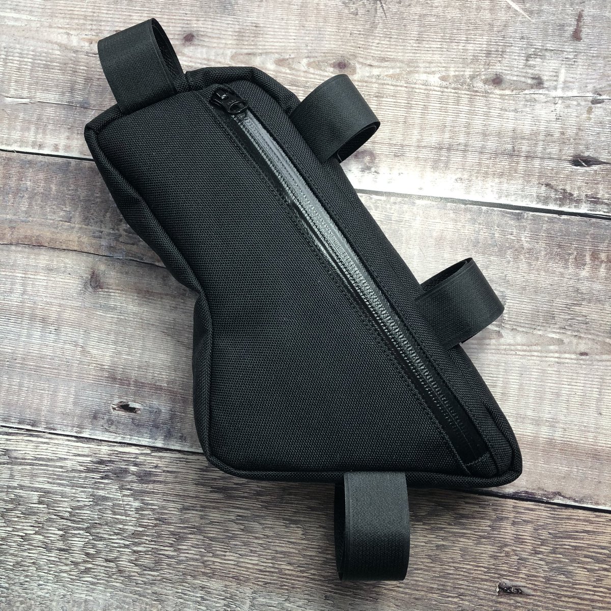 weecog's tweet image. A custom made frame bag for @TrekBikes X-Calibur and saddle bag bundle with gel pocket... and yet more face masks weecog.co.uk #STpremier #mtb #mountainbiking #cycling #facemasks