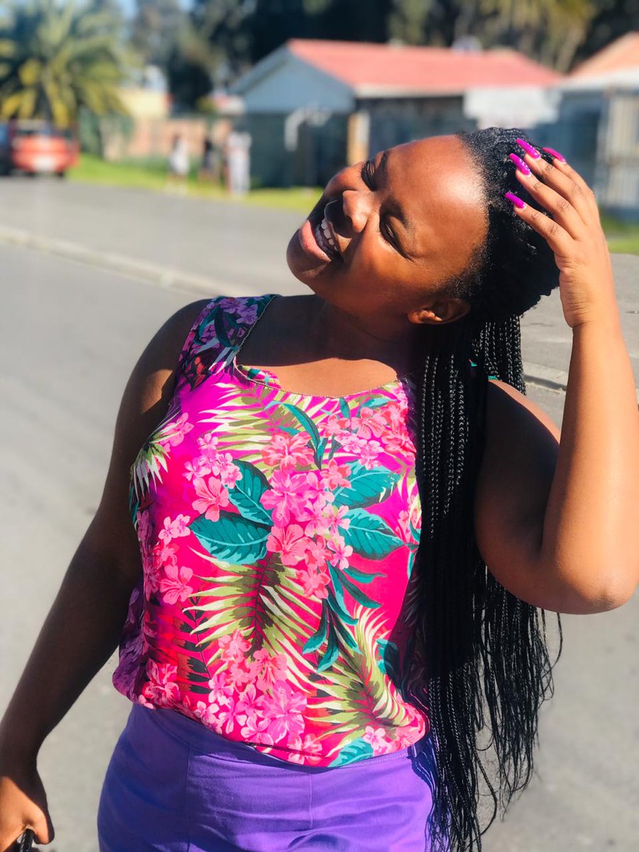 Chlenathi's tweet photo. Still Safe!! 🥰🙌 https://t.co/dLAdHBbOnR