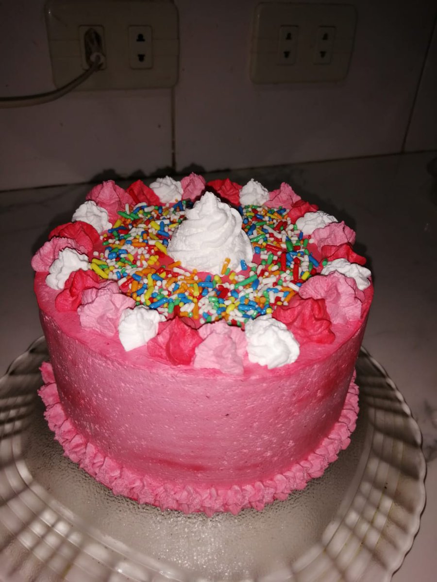 Lourdesbael's tweet photo. Para que mi Mini Torta sea lo 1ro que vean al Despertar😍
Las hice con muchísima ilusión y aún no vendí ni uno🥺
Pido un RT por favor🙏
Alguien necesitará endulzar su día🥧.
Somos de #pizzeriacandela
Hacemos entrega a domicilio
https://t.co/BVwS2bdNCG
Que tengan un hermoso día https://t.co/5Q8nX19cpw